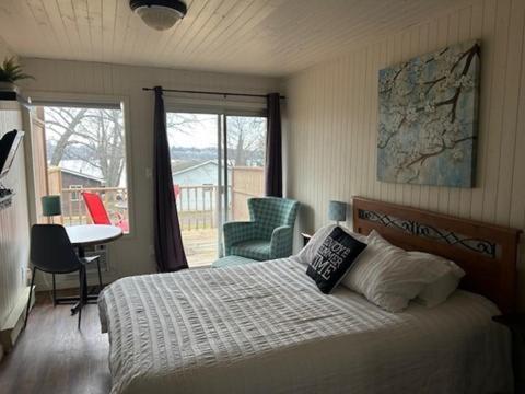 Merland Park Minnow Motel Пиктън Екстериор снимка
