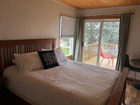Merland Park Minnow Motel Пиктън Екстериор снимка