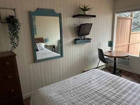 Merland Park Minnow Motel Пиктън Екстериор снимка