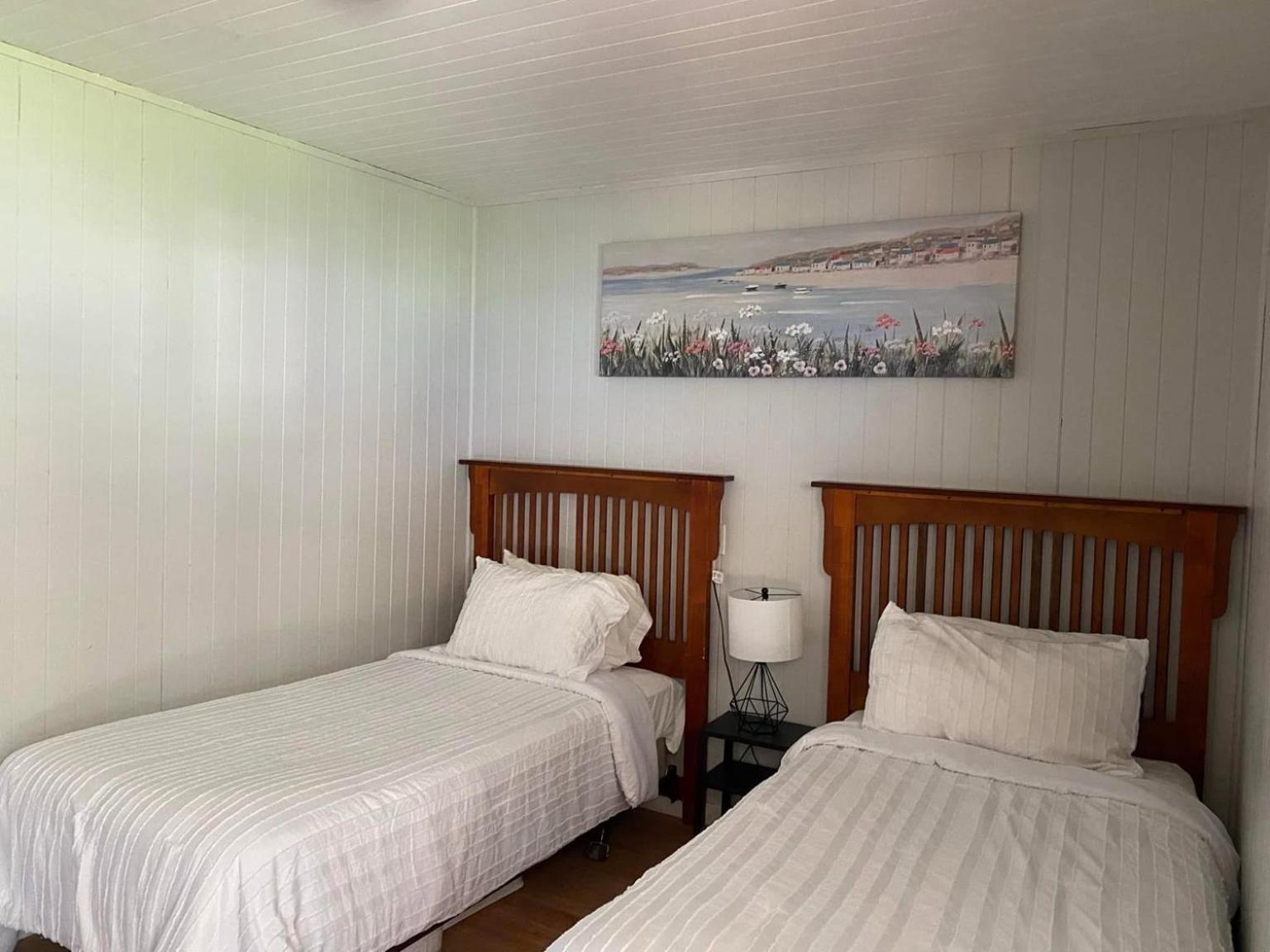 Merland Park Minnow Motel Пиктън Екстериор снимка